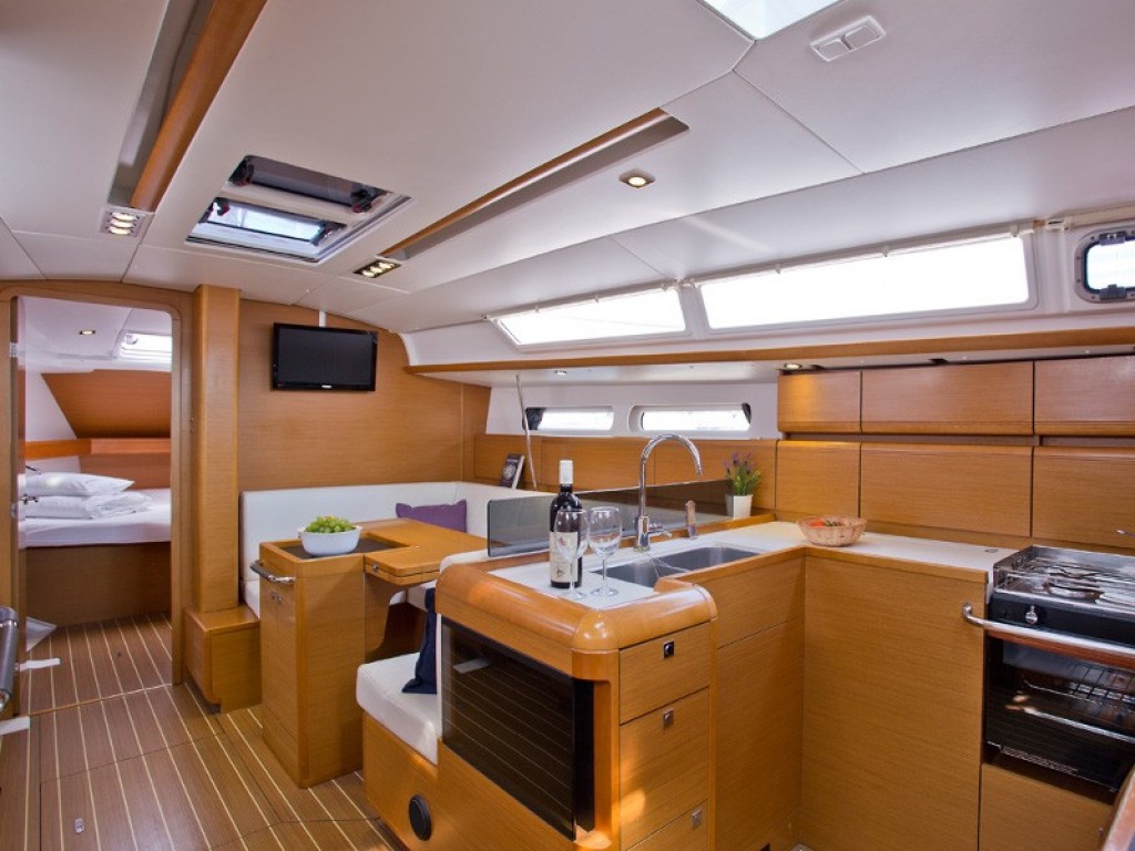 Sun Odyssey 409