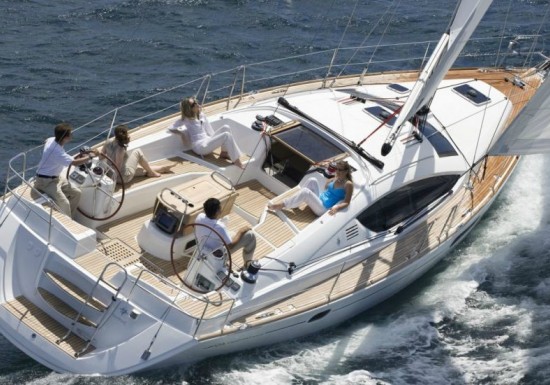 Sun Odyssey 43